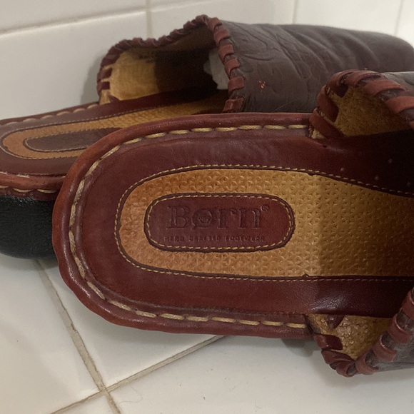 Dark red Born clogs with floral patterned leather - Picture 5 of 8